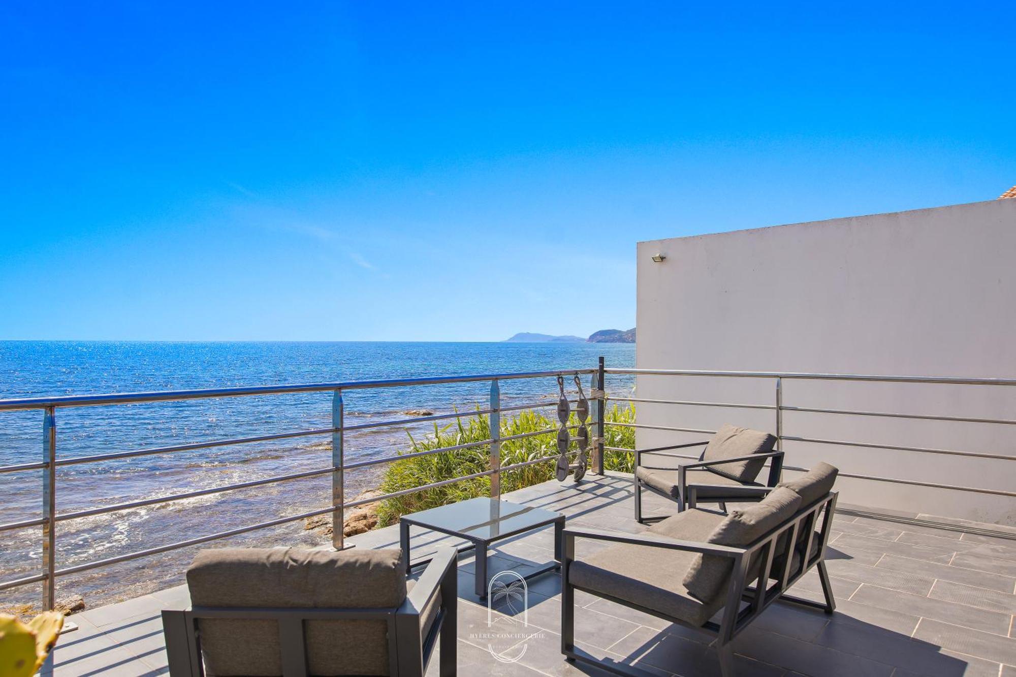 Maison Sur L'Eau-Hyeres-Almanarre-Parkings Clim Wifi By Hc Buitenkant foto