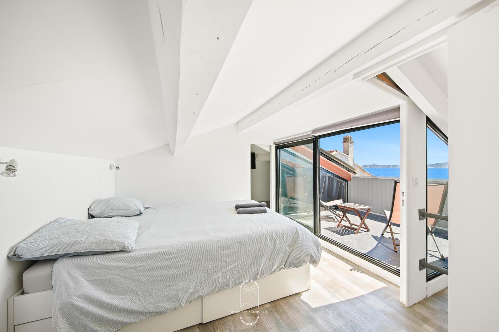 Maison Sur L'Eau-Hyeres-Almanarre-Parkings Clim Wifi By Hc Buitenkant foto