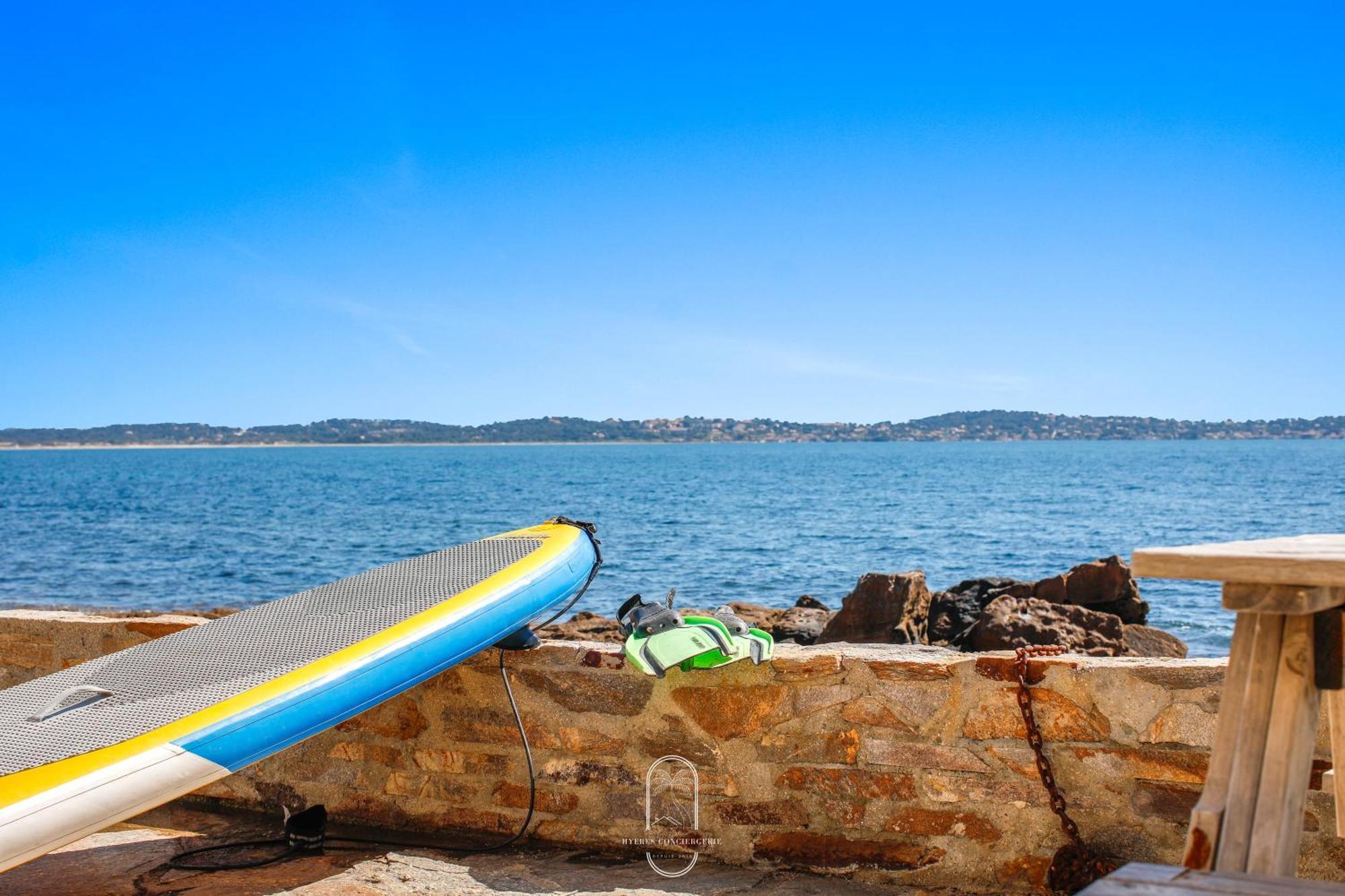 Maison Sur L'Eau-Hyeres-Almanarre-Parkings Clim Wifi By Hc Buitenkant foto