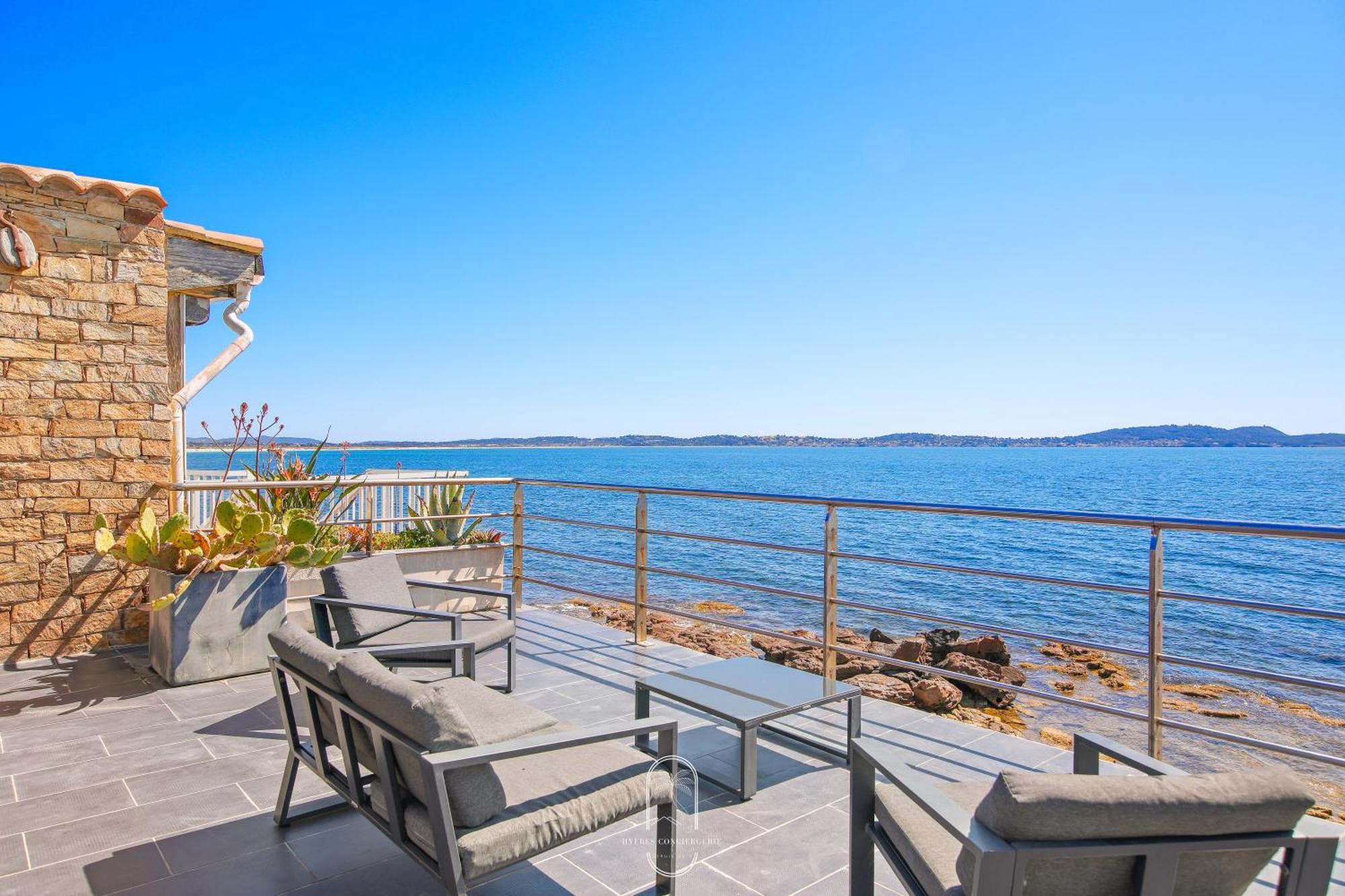 Maison Sur L'Eau-Hyeres-Almanarre-Parkings Clim Wifi By Hc Buitenkant foto